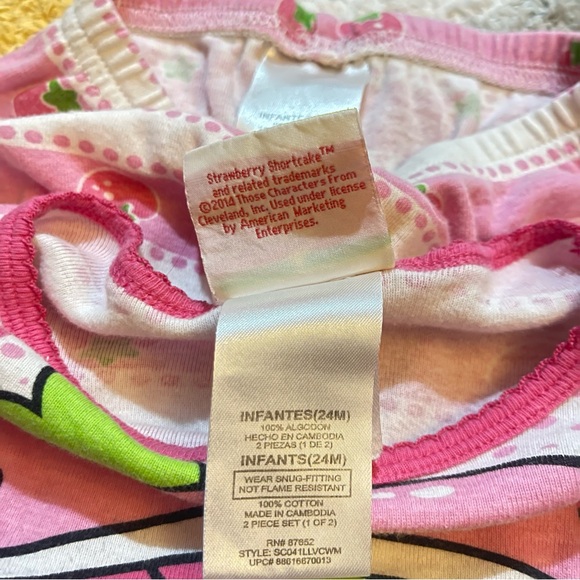 Y2K Strawberry Shortcake Deadstock 2010’s Pajama Set Shirt & Pants Rare 24M vtg - Picture 3 of 5